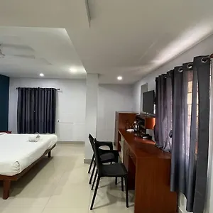 *** Hotel The Reach India